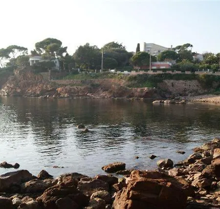 Апартаменты T2 Saint-raphael